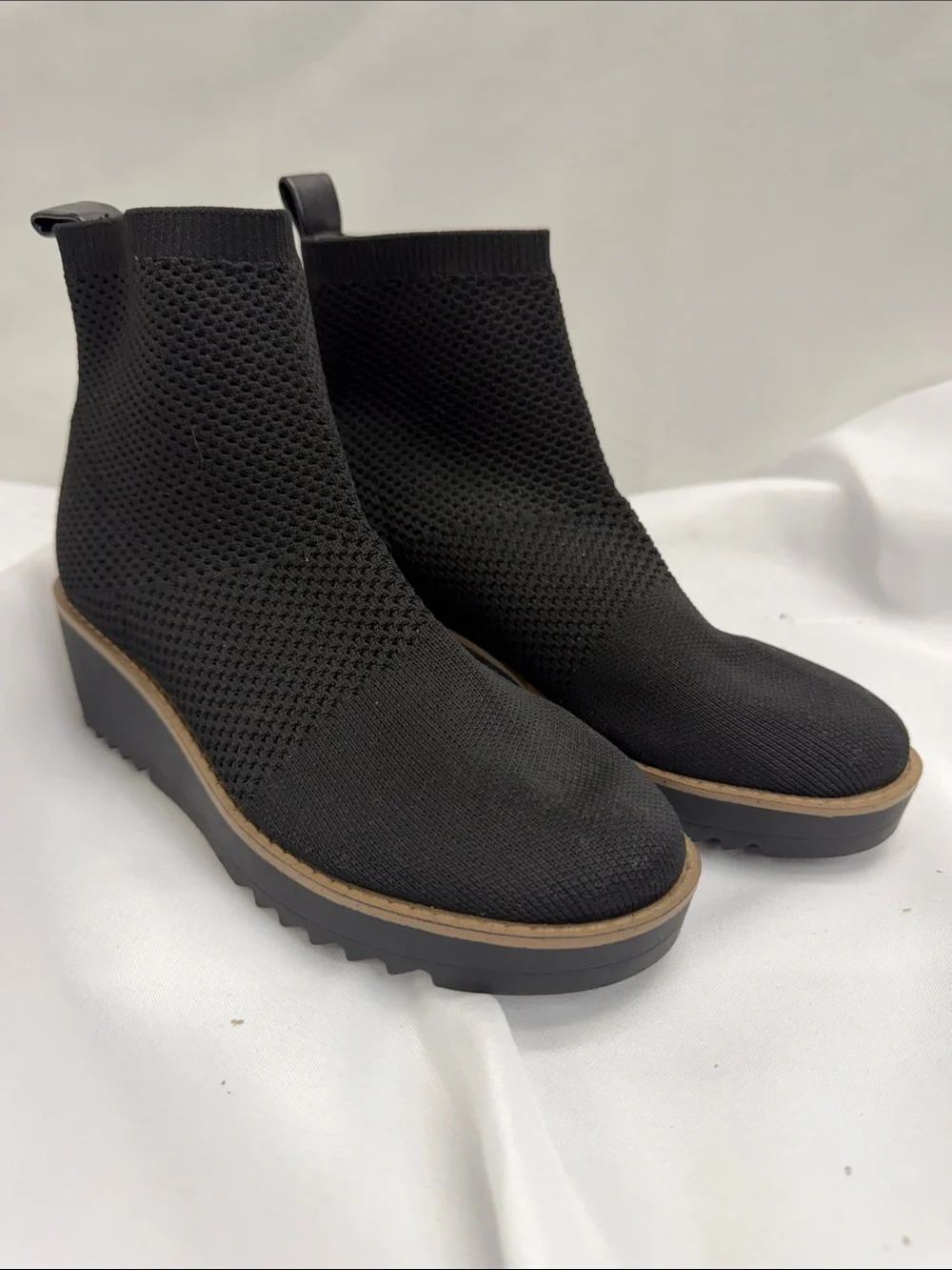 Bandolino Black Knit Wedge Chelsea Ankle Boots with Tan Trim